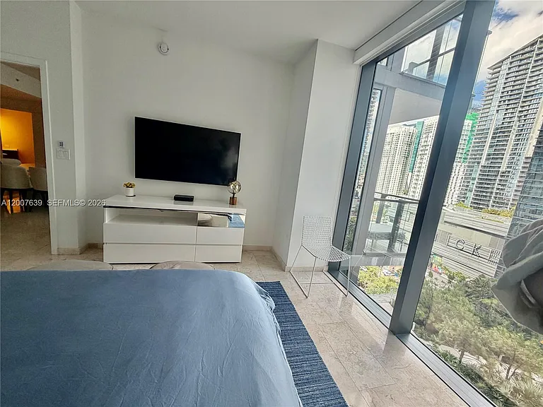 88 SW 7th St #1109 — Photo 31