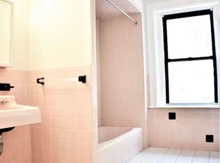 55 Hemenway St #2, Boston, MA 02115