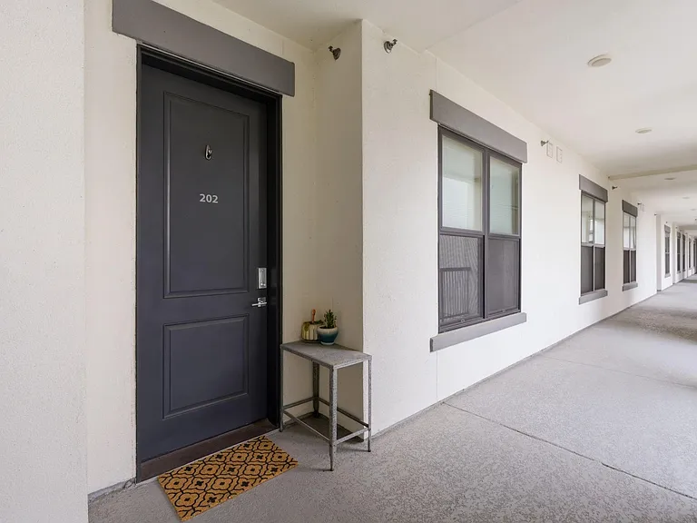 199 Waterpoint Ct #202 — Photo 37
