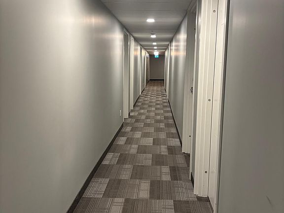 4th image of 308 Lester St #306
