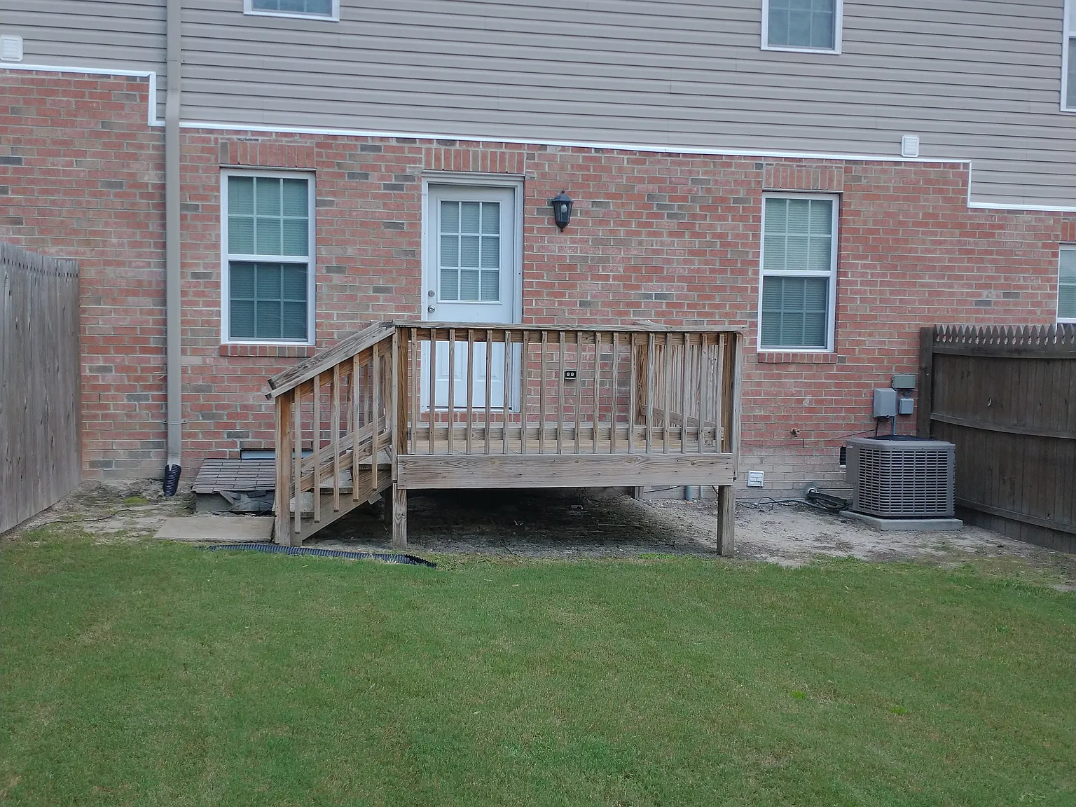 3 bed, 2.5 bath, 1010 sqft, $1,500 — Photo 2