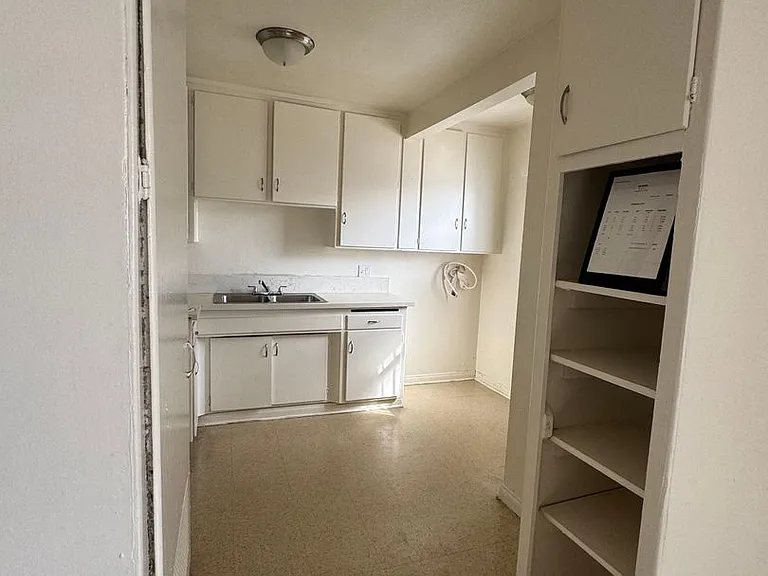 The Ridge I Apartments — Photo 2