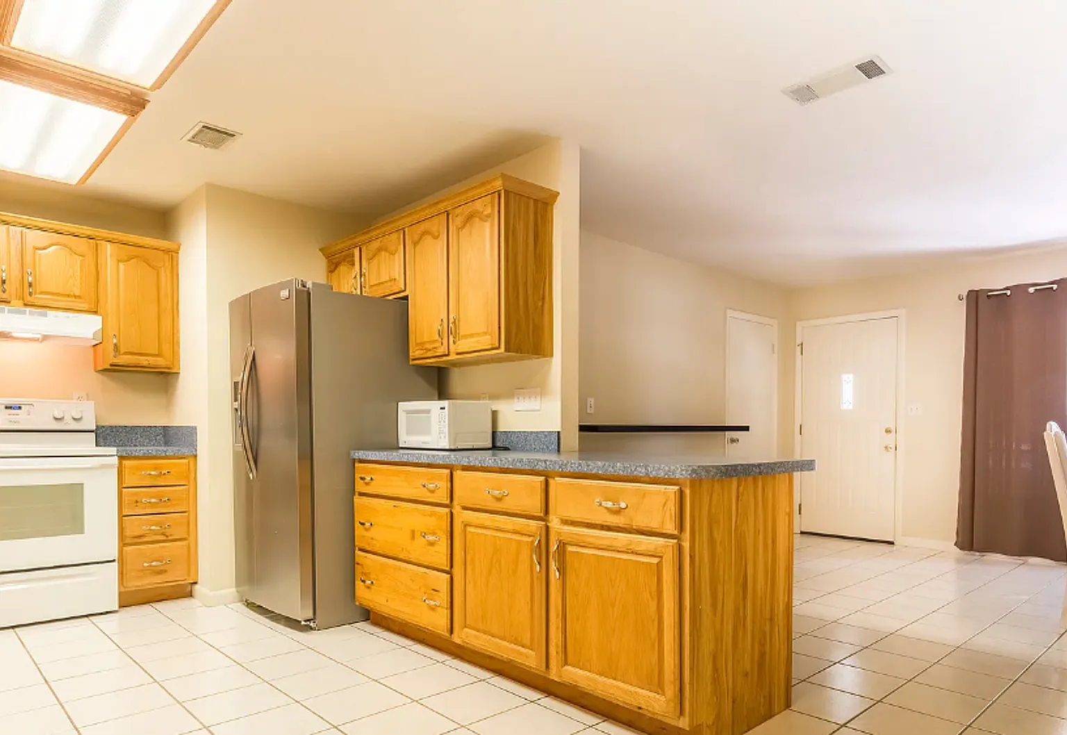 3/2 Home in Northwood Ready for Move-In! — Photo 4