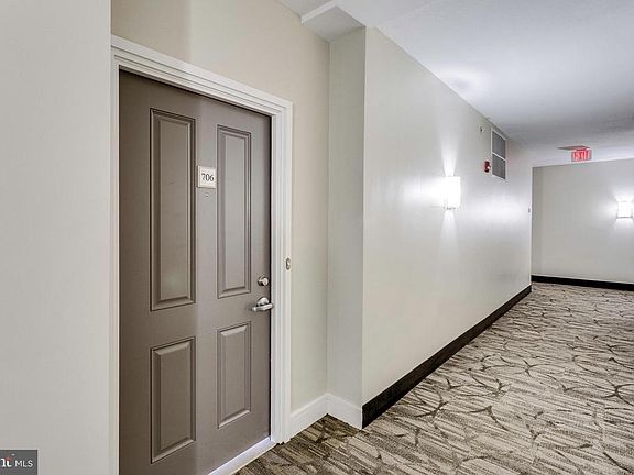 3rd image of 4480 Market Commons Dr Unit 706