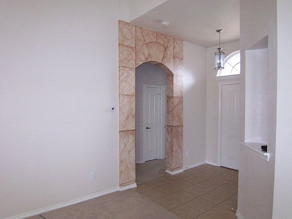 3rd image of 12541 Cottageville Ln