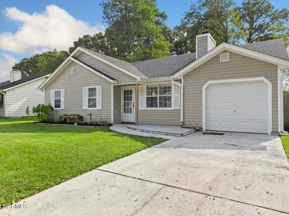 2913 Norbrick Street, Midway Park, NC 28544