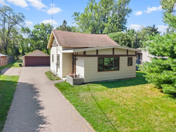 1648 Hammond Rd, White Bear Township, MN 55110