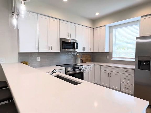 4th image of 40 Dutton Island Rd E