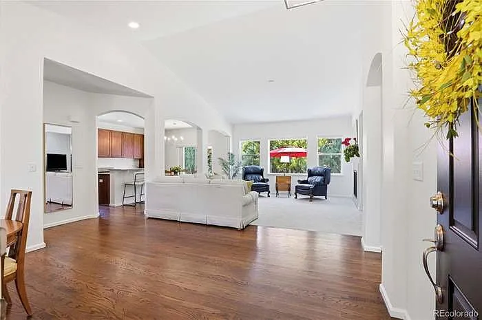 3bedroom, 2bathroom in a fantastic location! — Photo 4