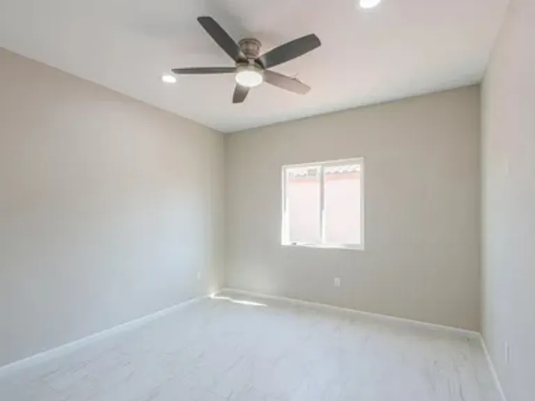 229 E Cedar Ave — Photo 10