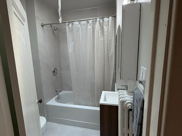559A Mount Pleasant Rd — Photo 24