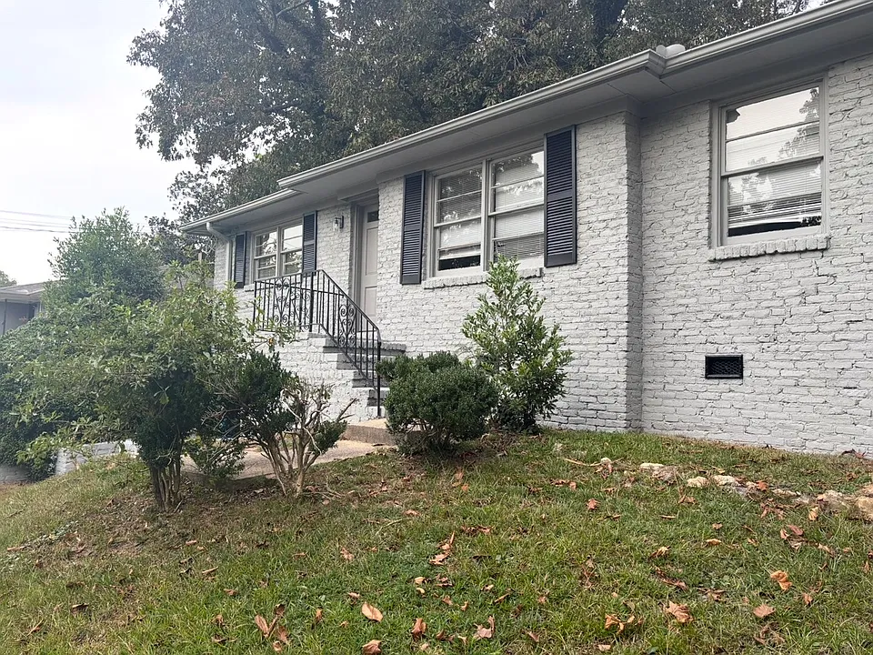 235 Glynn Dr