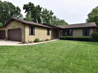 1895 Natchez Trce, Elgin, IL 60123