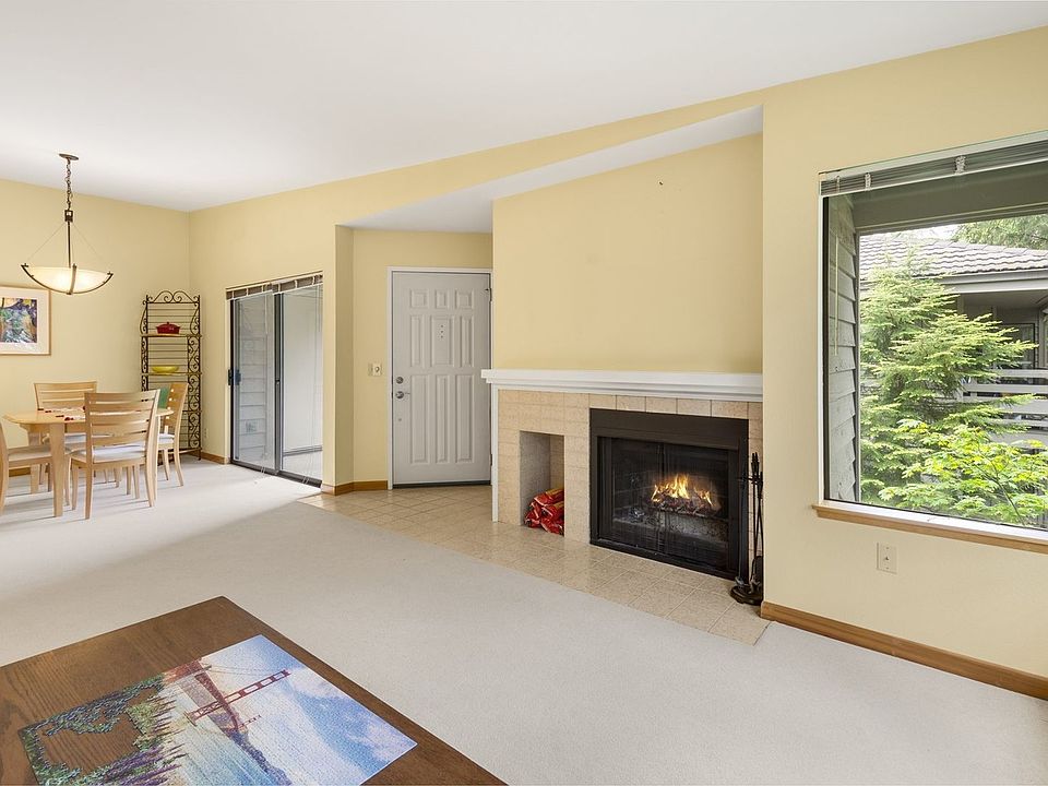 1st image of 1256 Bellevue Way NE APT 6