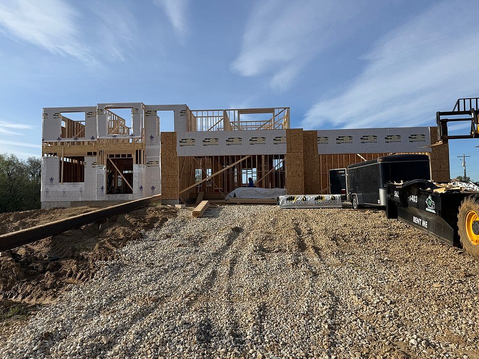 1st image of 24013 185th St