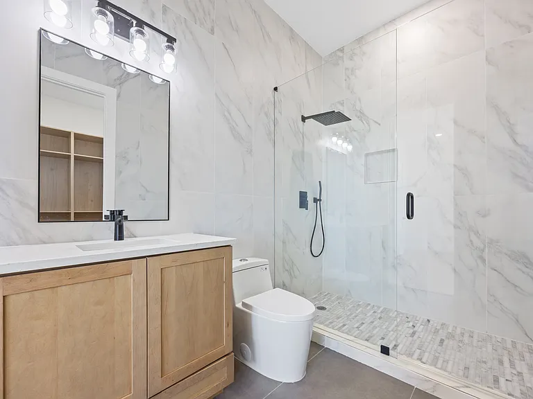 1020 Mountain Leather Dr — Photo 16