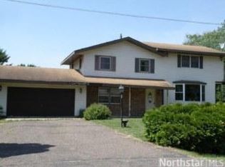 80 Quamwell Ave S, Lakeland, MN 55043