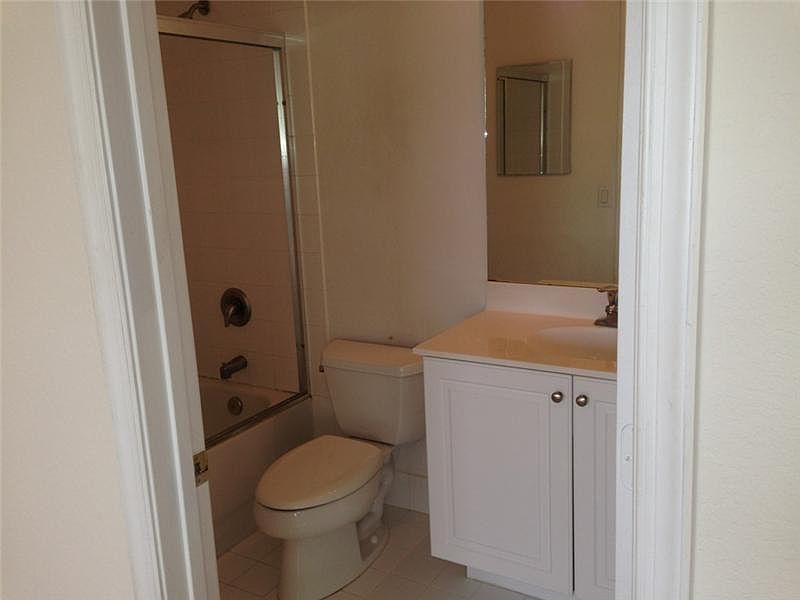 2nd image of 8283 SW 27th St