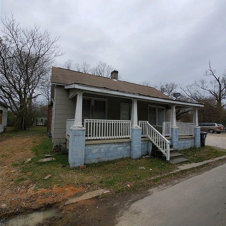 2nd image of 877 Lamb St