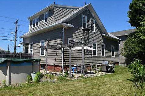 4th image of 286 Laurel Hill Ave
