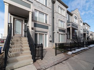 5035 Oscar Peterson Blvd #11, Mississauga, ON L5M 0P4