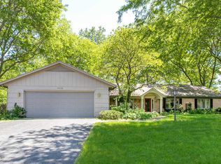 3132 Southshire Ave SE, East Grand Rapids, MI 49506