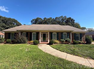 520 King Edward Rd, Charlotte, NC 28211