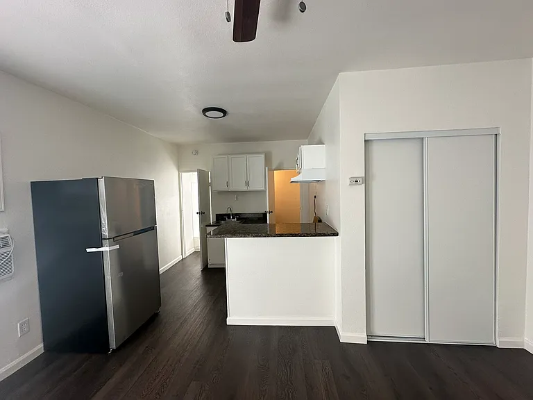 2232 W Via Corona #H — Photo 7