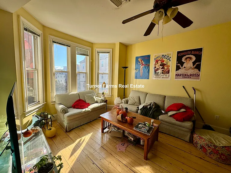 731 Parker St #5 — Photo 5