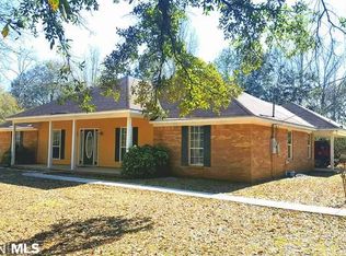 16380 N Pine Grove Rd, Bay Minette, AL 36507