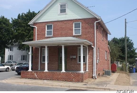 2nd image of 521 N Washington St