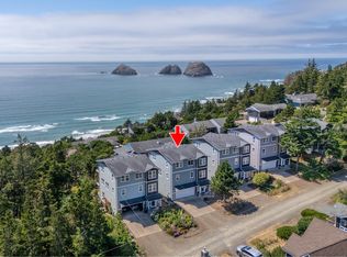 5374 Woodlawn St W, Tillamook, OR 97141