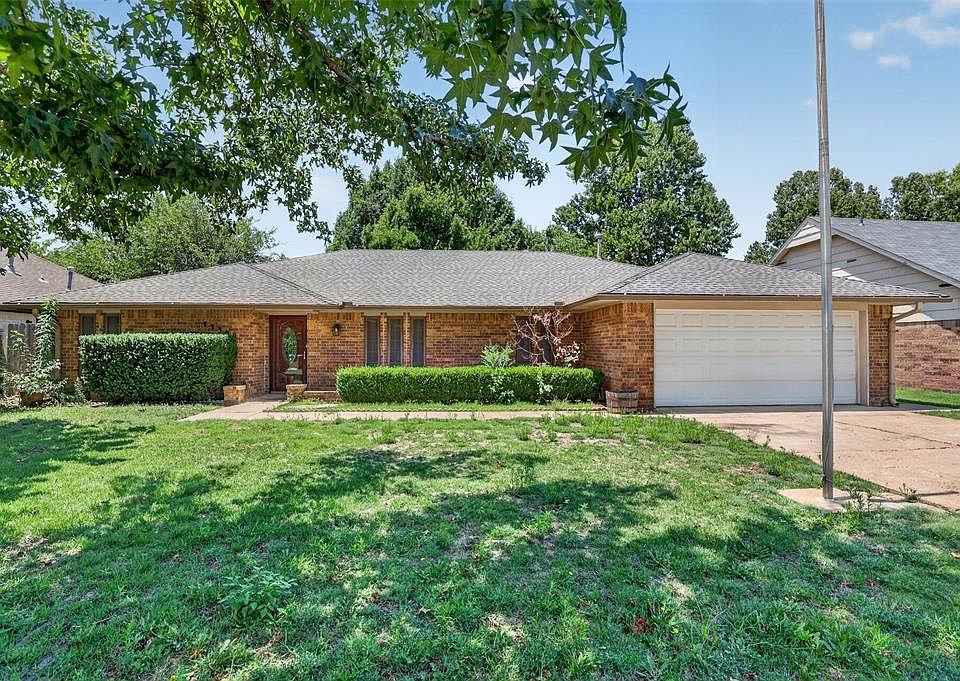 1st image of 13309 Green Valley Dr