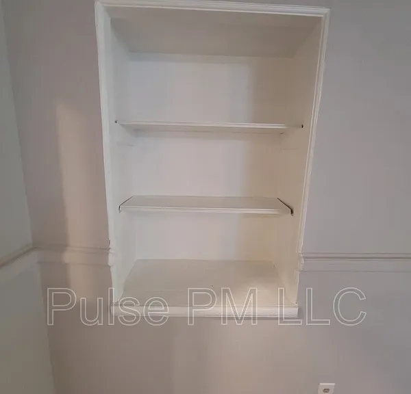 816 Montague Rd #U2 — Photo 6