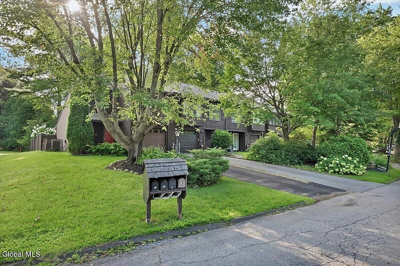 2nd image of 14 Brenden Court