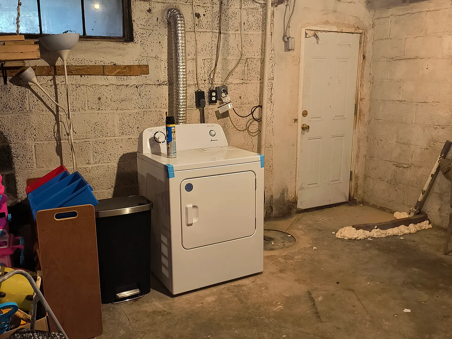 2 bed, 930 sqft, $1,350 — Photo 2