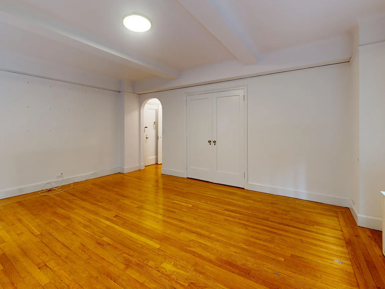 1 Christopher Street — Photo 3