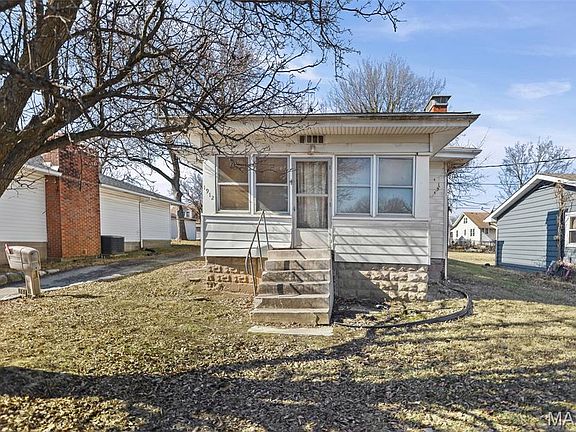 3rd image of 1912 Myrtle St