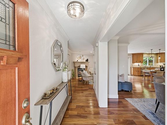 4th image of 515 Cashew Ct