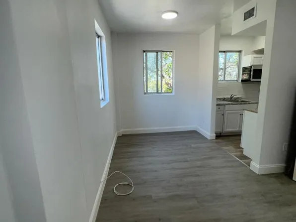 661 NW 62nd St, Miami, FL 33150