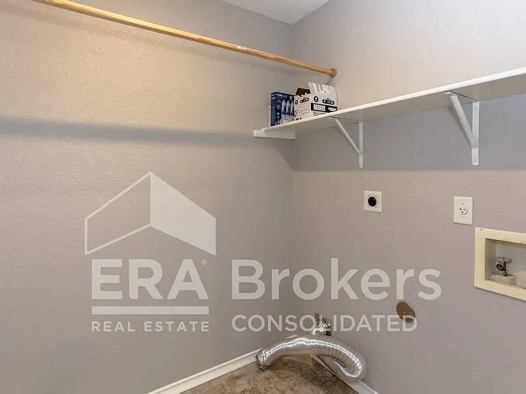 1614 Twisted Oak Dr #TWISTEDOAK1614 — Photo 3