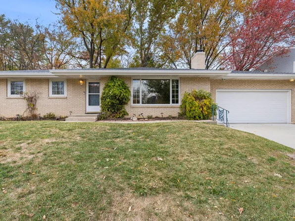 5012 Brookview Rd, Rockford, IL 61107