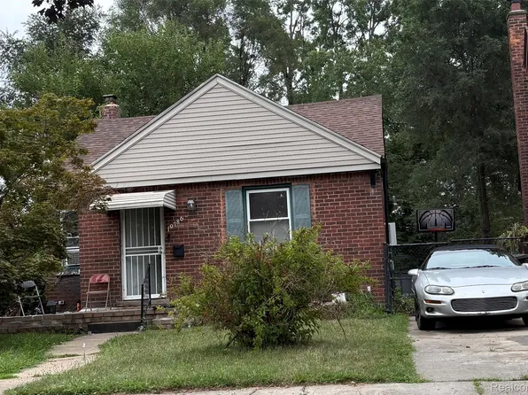 19786 Pennington Dr, Detroit, MI 48221