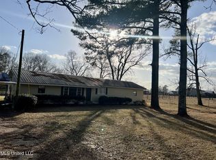 1176 Midway Rd, Lena, MS 39094