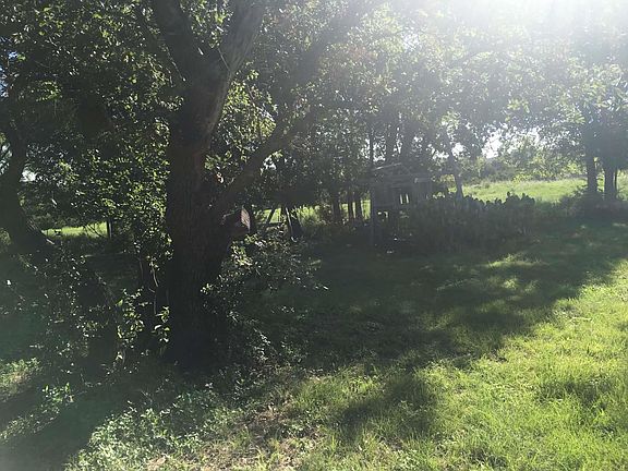 4th image of 209 Sierra Vista Dr