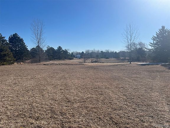 3rd image of Mertz Rd