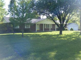 327 Borgmann Rd, Washington, MO 63090