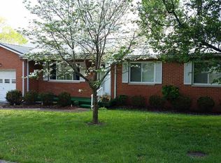 107 Valley View Dr, Huntington, WV 25704