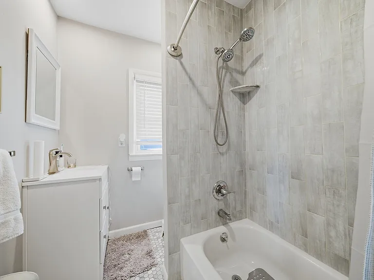 42 Spring Valley Ave — Photo 20
