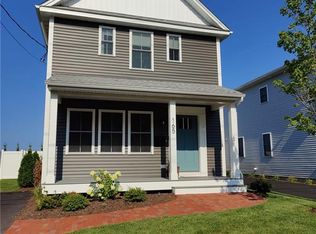 165 Graystone St, Warwick, RI 02886